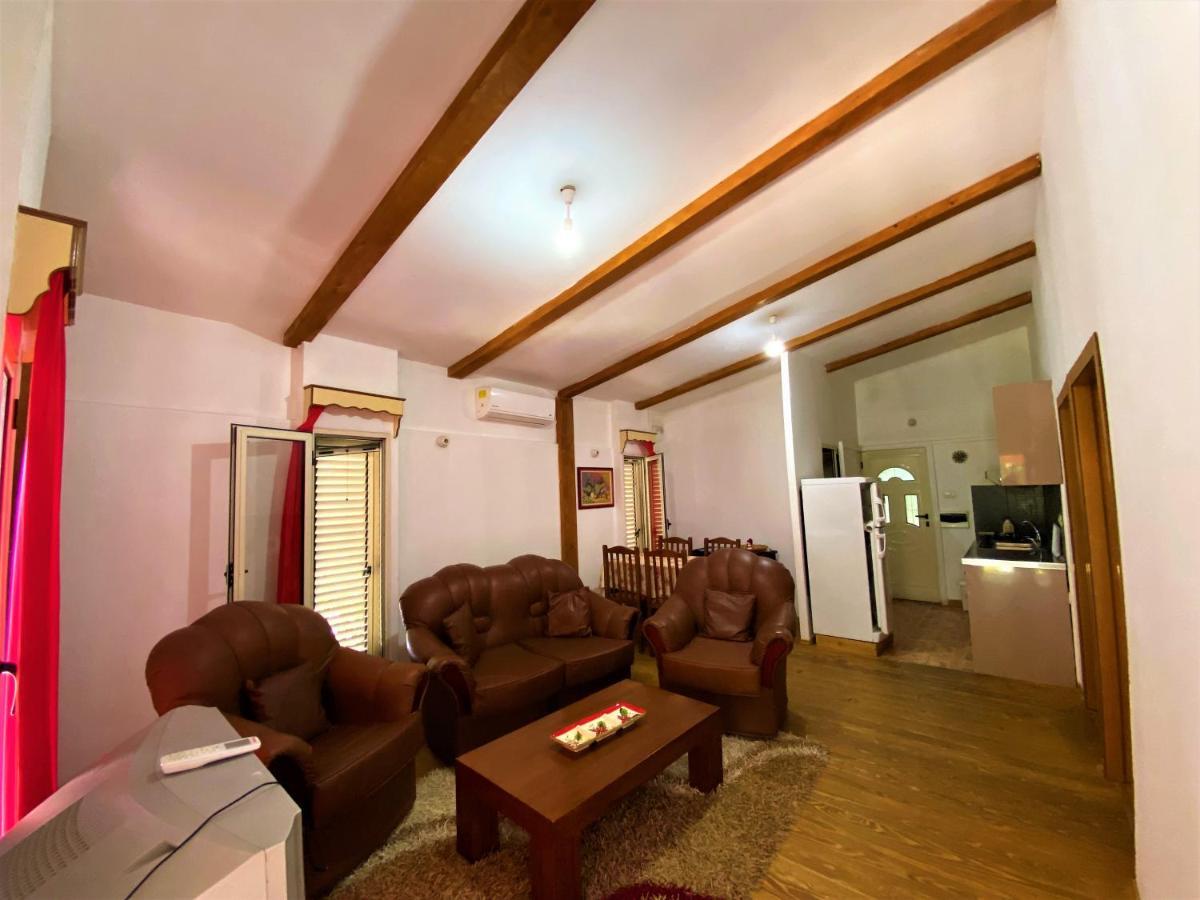 Ramo'S Green Beachside Retreat - Cozy 2 Bedroom Home Влёра Экстерьер фото