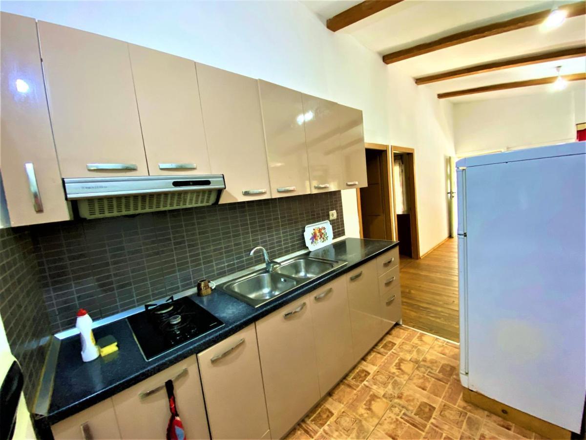 Ramo'S Green Beachside Retreat - Cozy 2 Bedroom Home Влёра Экстерьер фото